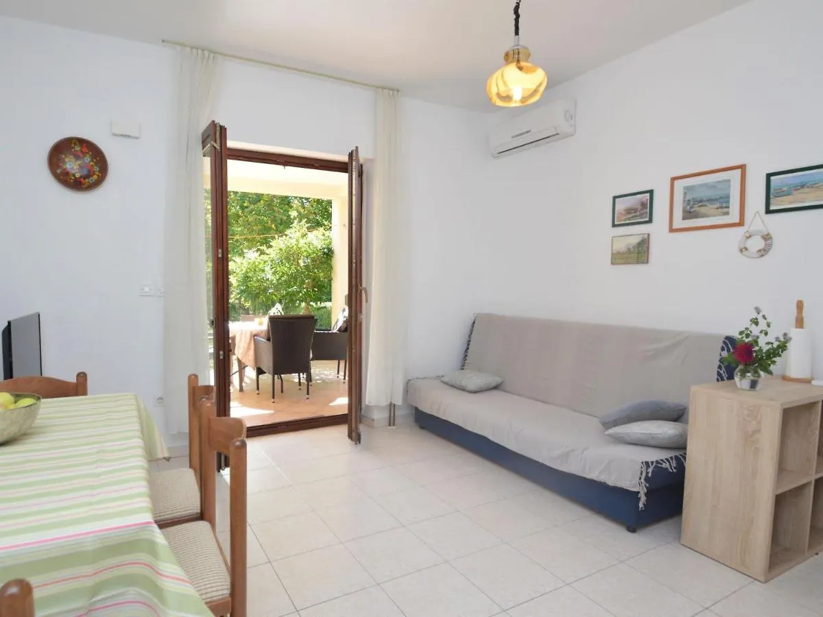 Apartment Neda Veligolji